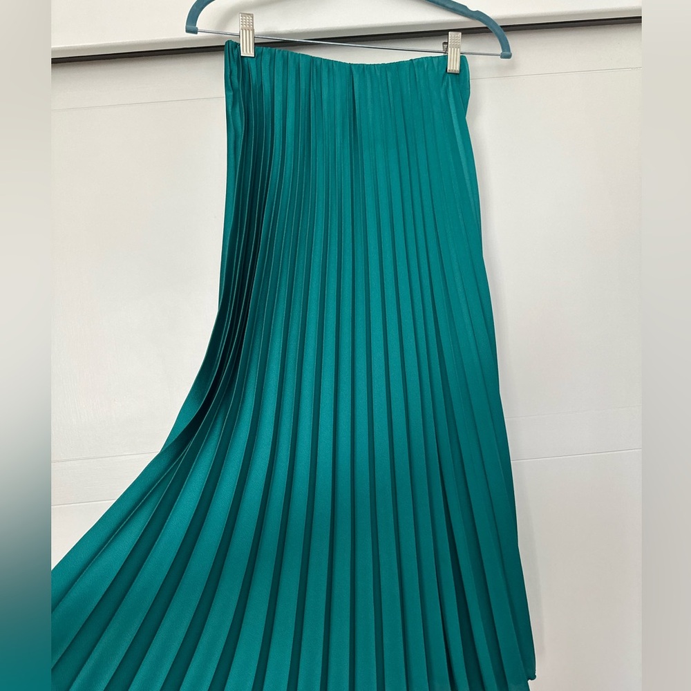 Pleated Skirt from Zara